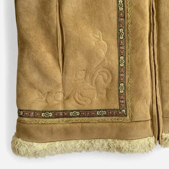 SOLD - Picture 4 of 8